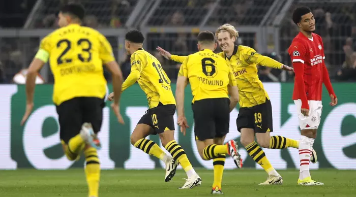 Dortmund players celebrate (Reuters)