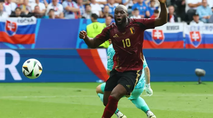 Romelu Lukaku realizes he missed the ball (Reuters)