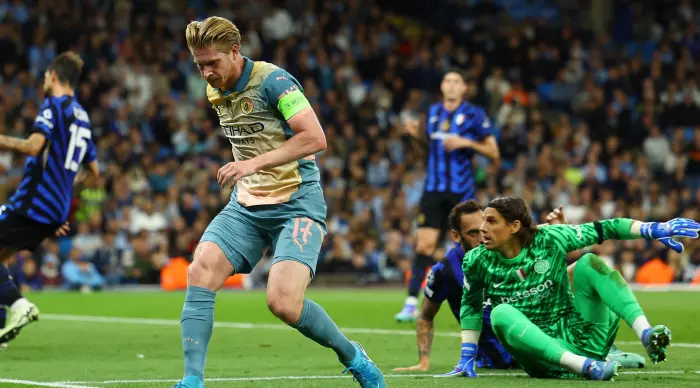 Kevin de Bruyne in pain (Reuters)