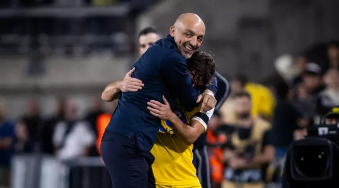 Celebrations at Maccabi Tel Aviv at the end (Oren Ben Hakon)