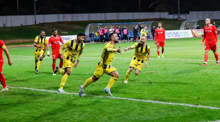 The joy after Philip Mena's goal (with Iti Dahan - Didea branding, Beitar Nordia Jerusalem)